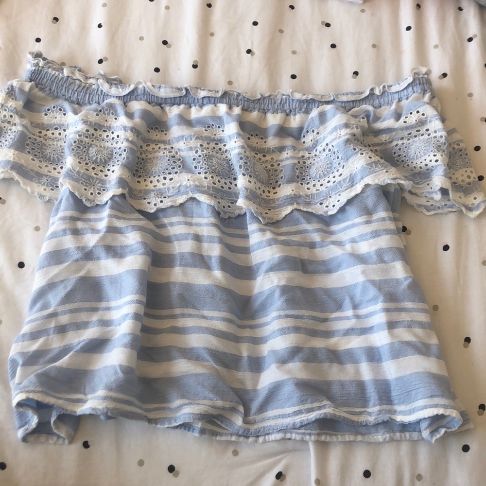 American eagle off the shoulder top